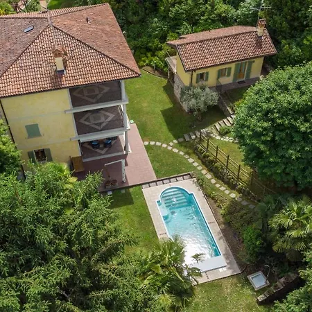 La Dependance Immersa Nel Parco Della Isabella Holiday home *