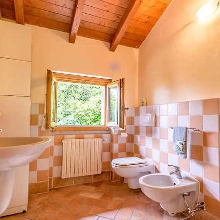 The Dependance Of The Isabella By The Little River With Private Dedicated Parking Stresa