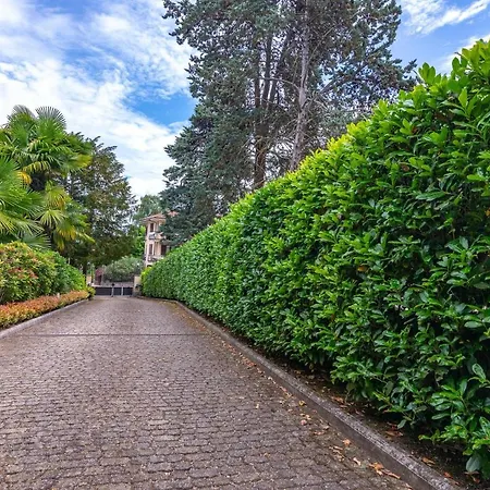 Riverside Dependance At The Isabella Retreat Ages 6 Сasa de vacaciones Stresa