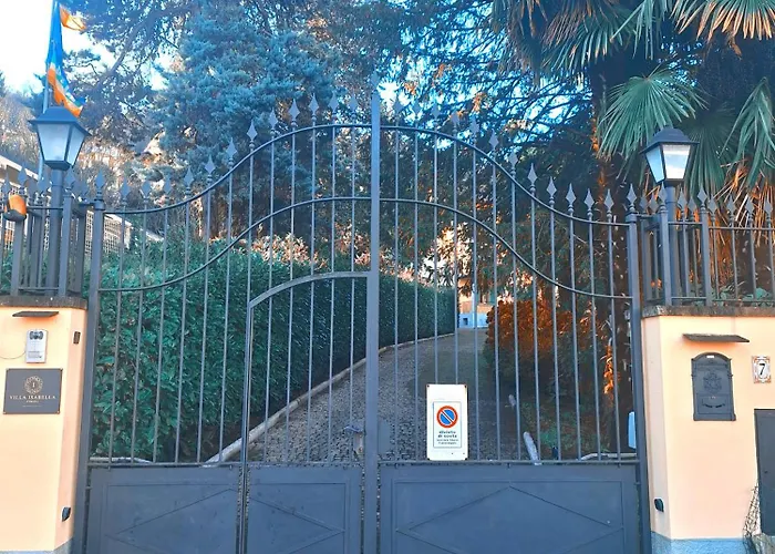 펜션 The Dependance Of The Isabella By The Little River With Private Dedicated Parking