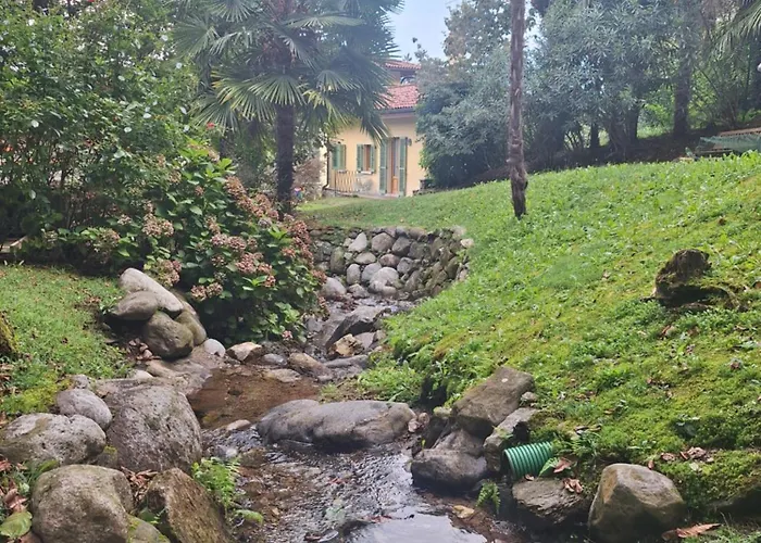 펜션 The Dependance Of The Isabella By The Little River With Private Dedicated Parking *